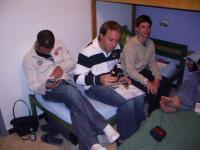 IMGP2481 Dans la chambre - Patrick, Arnaud, Olivier